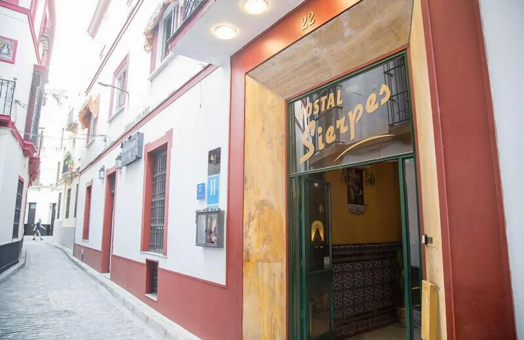 Hostal Sierpes-1
